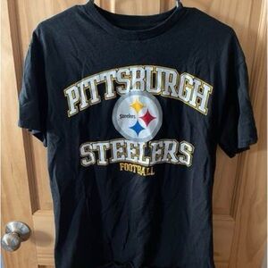 Men’s Size Medium Pittsburgh Steelers T-Shirt New Without Tags